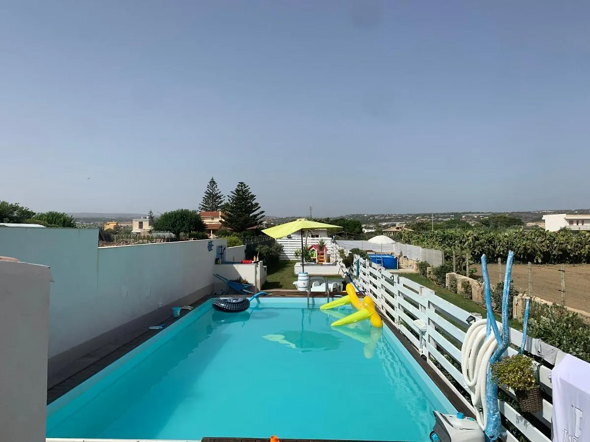 Casa vacanze Villa A Due Passi Dal Mare Cava dʼAliga Italia