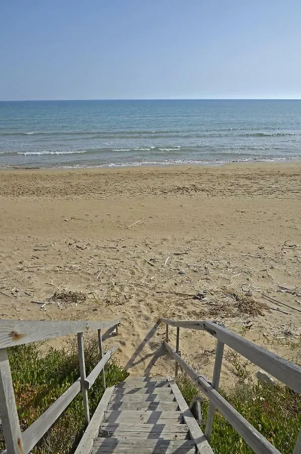 Villa A Due Passi Dal Mare à Cava dʼAliga Hébergement de vacances
